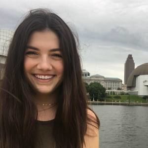 Meet your Posher, Abby